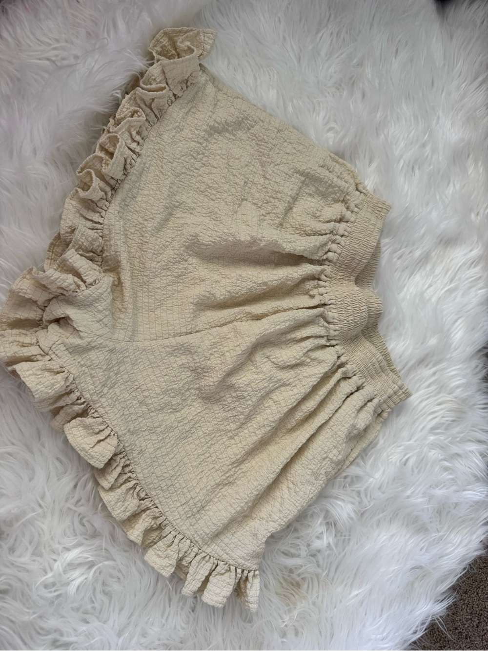 LPA Cream Ruffle Smocked Waist Shorts